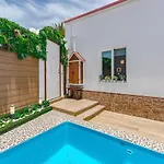 Будинок відпочинку Private Pool Bbq Air Conditioning Stunning Ocean View